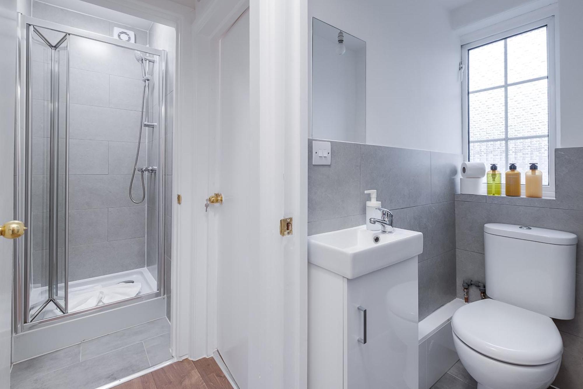 Tube - 10 Min Walk, Wembley Stadium - 20 Min By Bus, Pet Friendly, Free Parking, Flat 5 Edgware Exterior photo